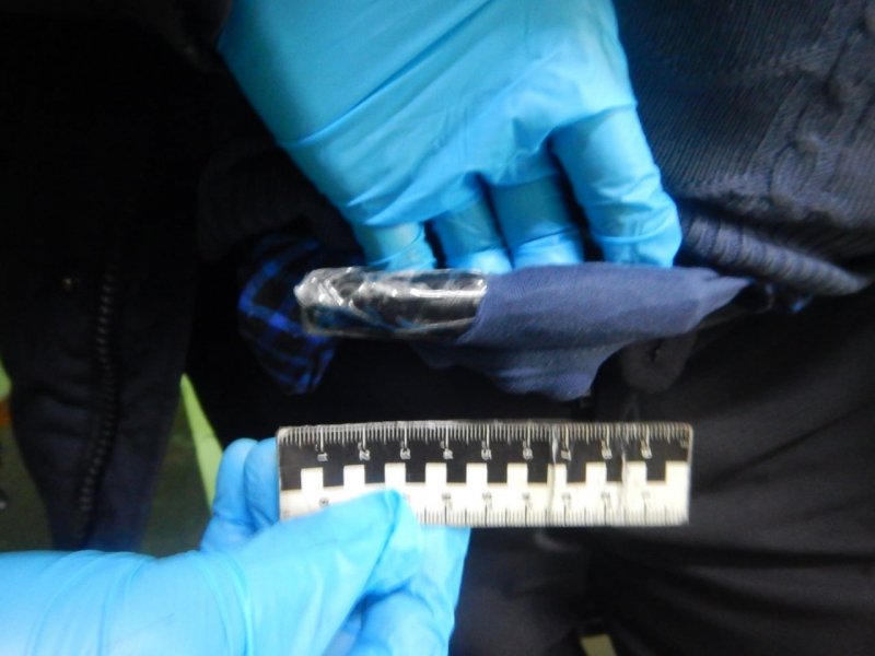 В Шагонаре сотрудники полиции пресекли факт передачи в исправительную колонию наркотических средств